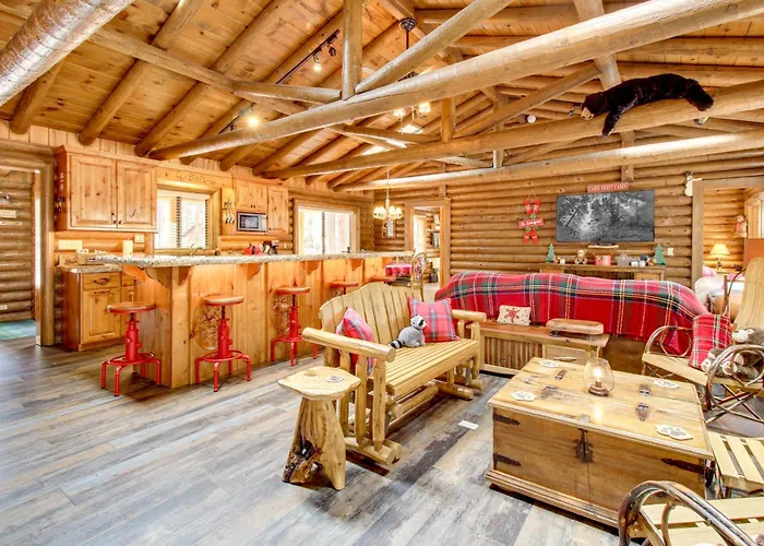 Holiday home Near Fishing & Hiking: Log W/ Deck! *