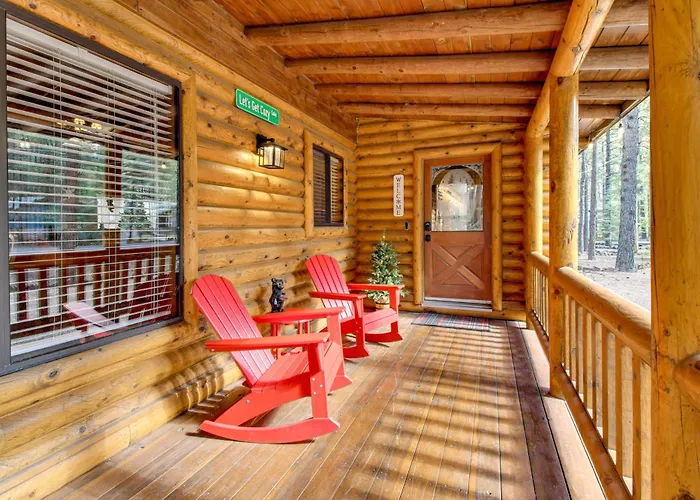 Near Fishing & Hiking: Log W/ Deck! Holiday home Pinetop-Lakeside