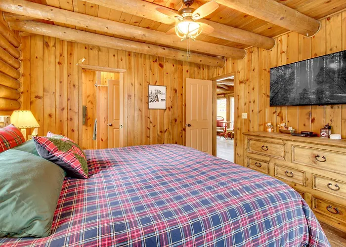 Holiday home Near Fishing & Hiking: Log W/ Deck! *
